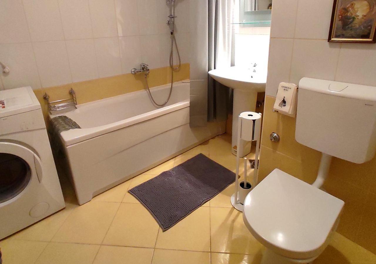 Apartment Idlerocks โตรกีร์ ภายนอก รูปภาพ